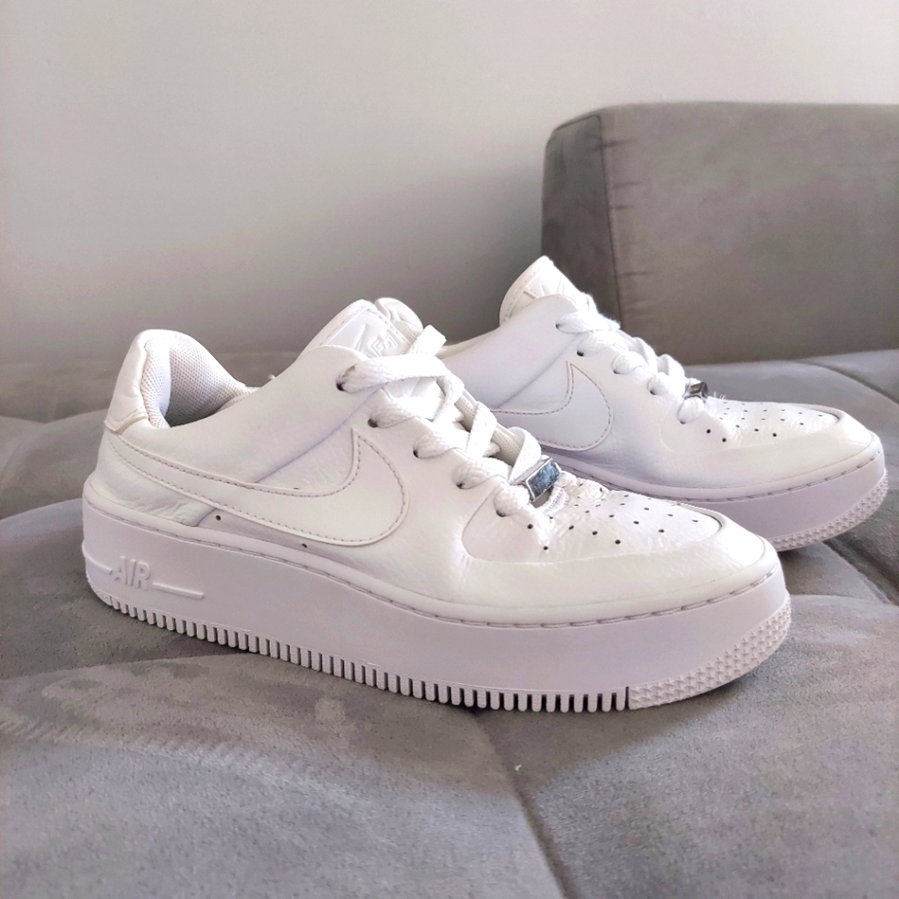 Nike Air Force 1 - Women's Sneakers